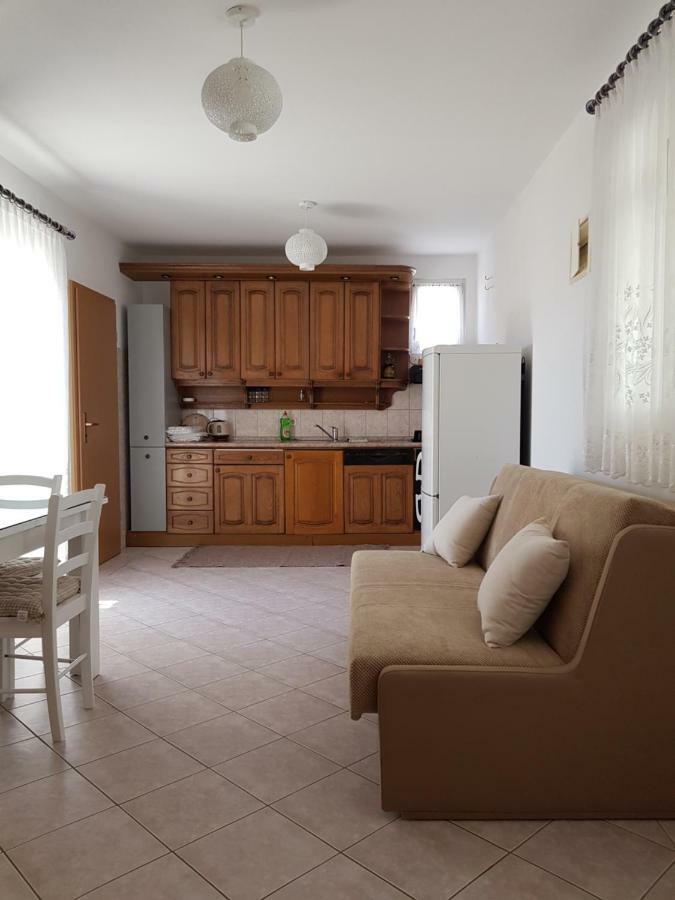 Apartments Marijeta Vir Exterior foto