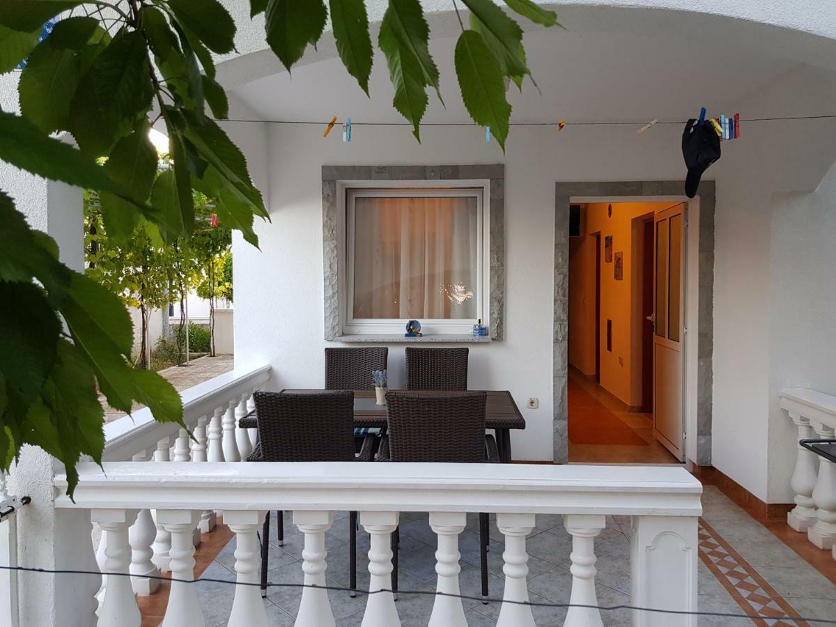 Apartments Marijeta Vir Exterior foto